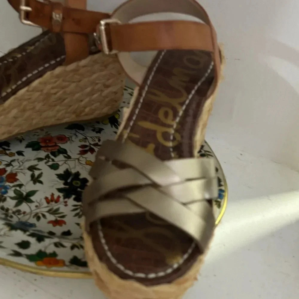 Sam Edelman Darlene GOLD Metallic Sandals 7.5 - Picture 2 of 10